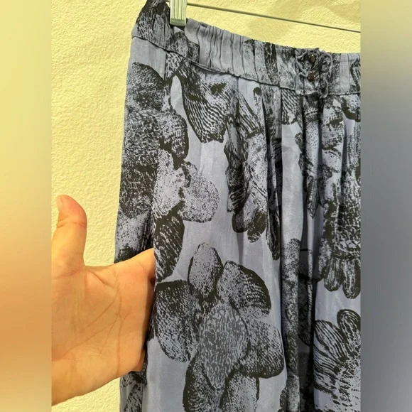 Anthropologie Blue Floral A-Line Skirt - Picture 13 of 16